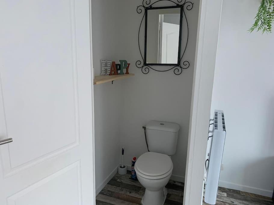 Appartement Avec Cours Gien Esterno foto
